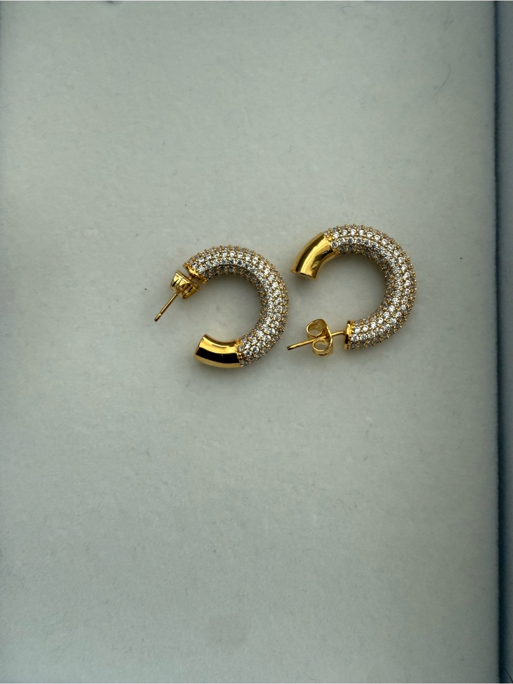 Gold hoop stone earrings